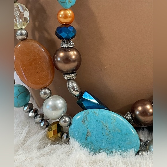 Spectacular Multi Stone Multi Strand Necklace - Picture 5 of 12